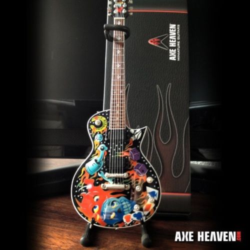 Metallica "James Hetfield - Kustom Kulture" Licensed Mini Gutiar Axe Heaven