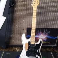 Mötley Crüe "Mick Mars - Distressed White Strat" Licensed Mini Guitar