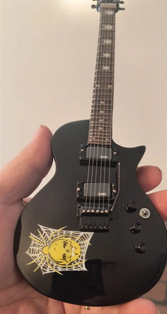 Metallica "Kirk Hammett - Skull & Spider Web" Licensed Mini Guitar