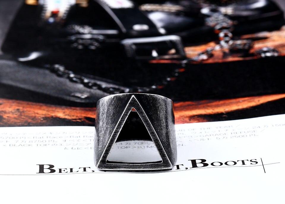Ivar "Triangle" Ring - Mainstay Entertainment
