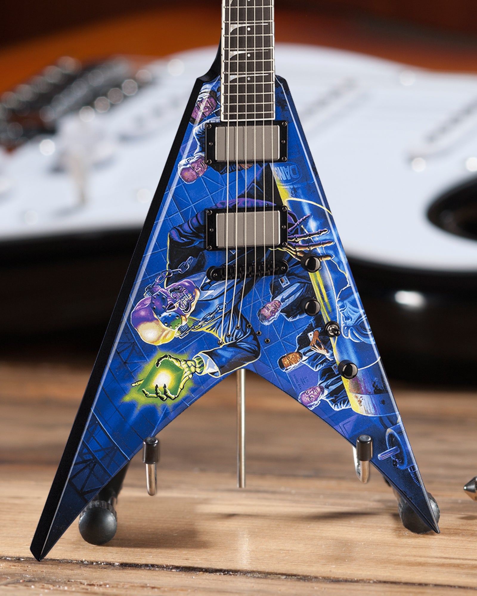 Megadeth "Dave Mustaine - Rust In Peace V" Licensed Mini Guitar - Mainstay Entertainment