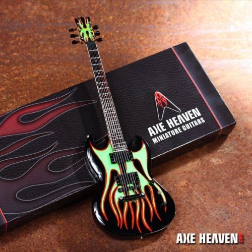Metallica "James Hetfield - ESP The Grynch" Licensed Mini Guitar - Mainstay Entertainment