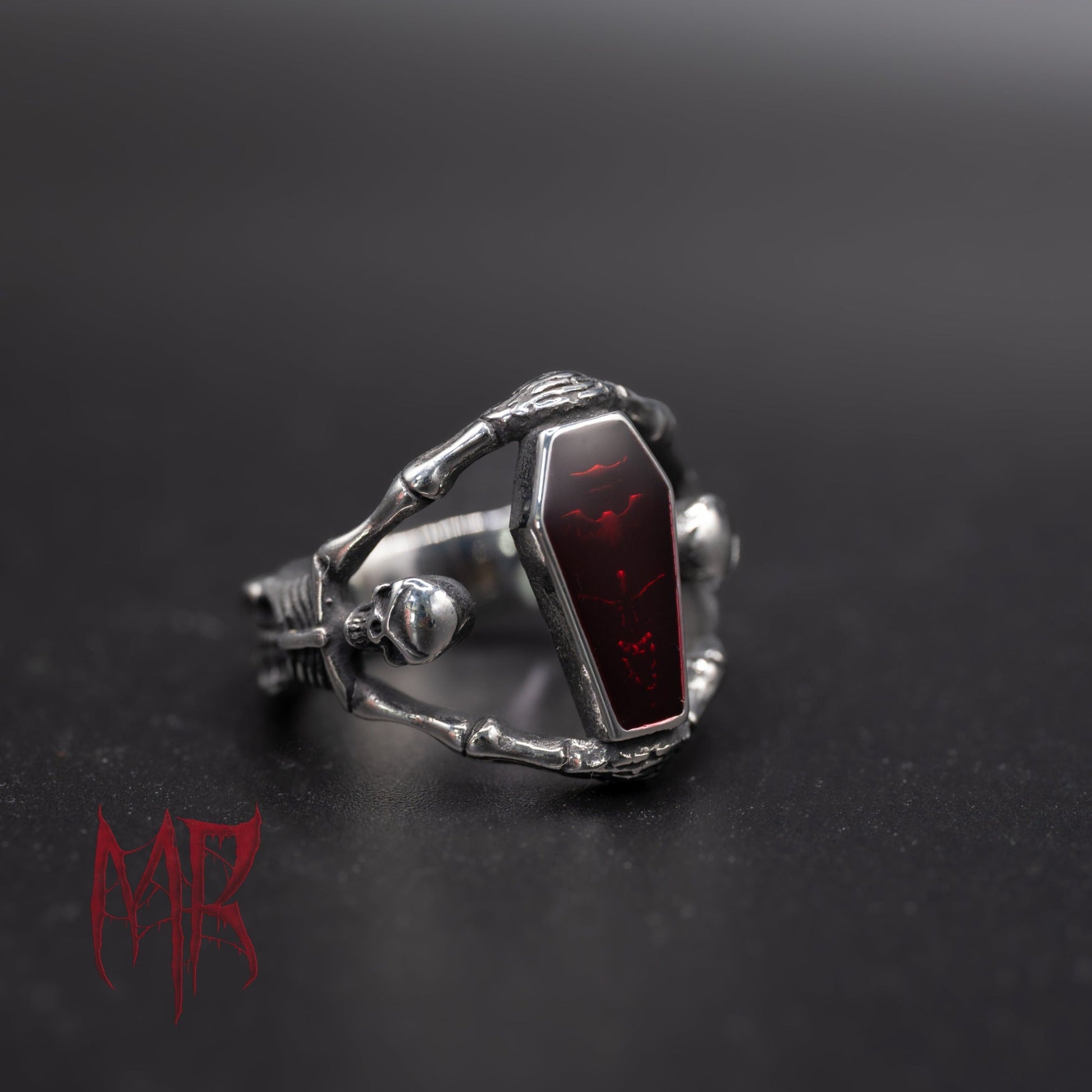 Mortimer "Coffin" Ring