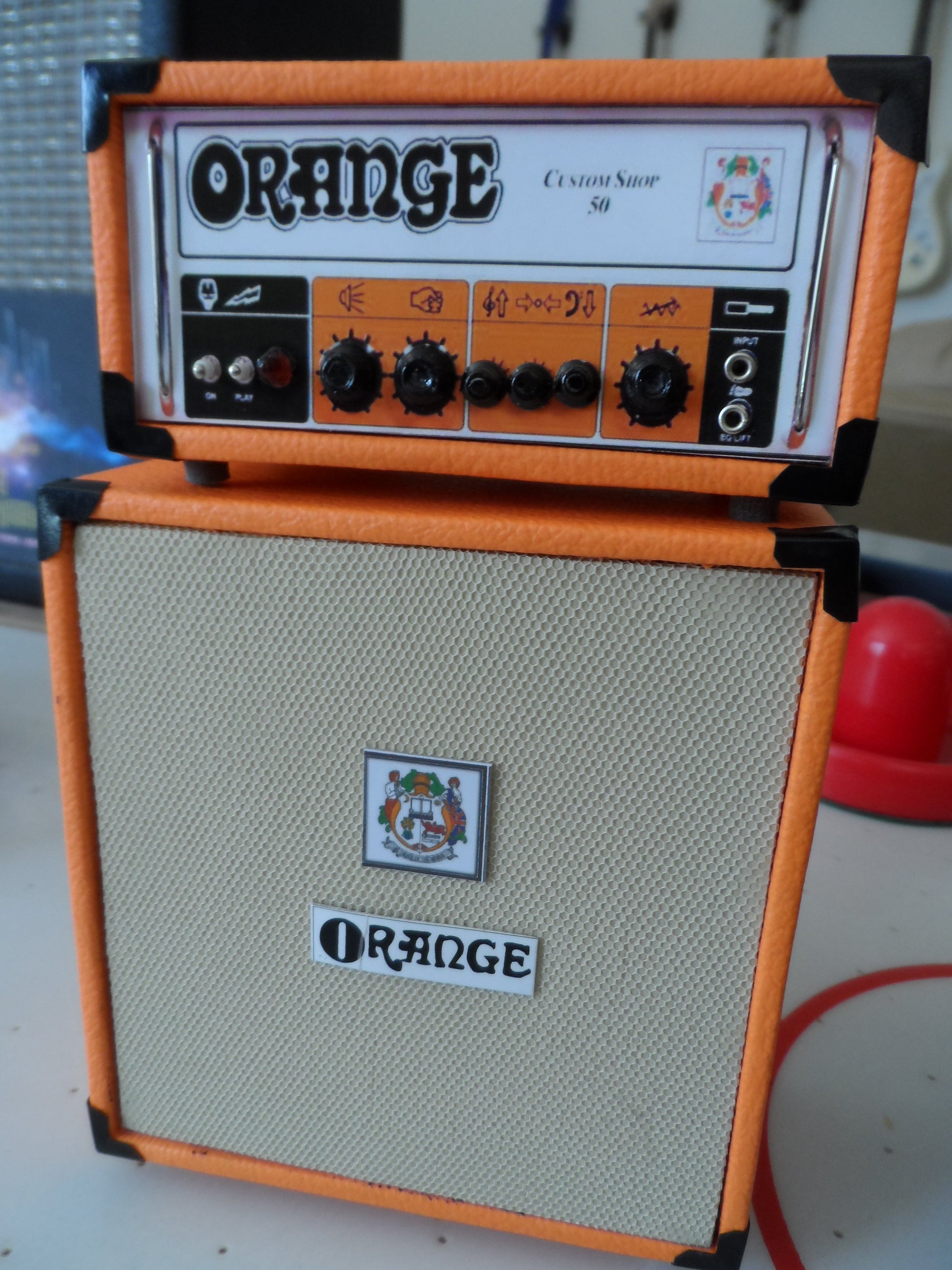 Orange Crush "Amplifier & Head" Mini Guitar Amp - Mainstay Entertainment