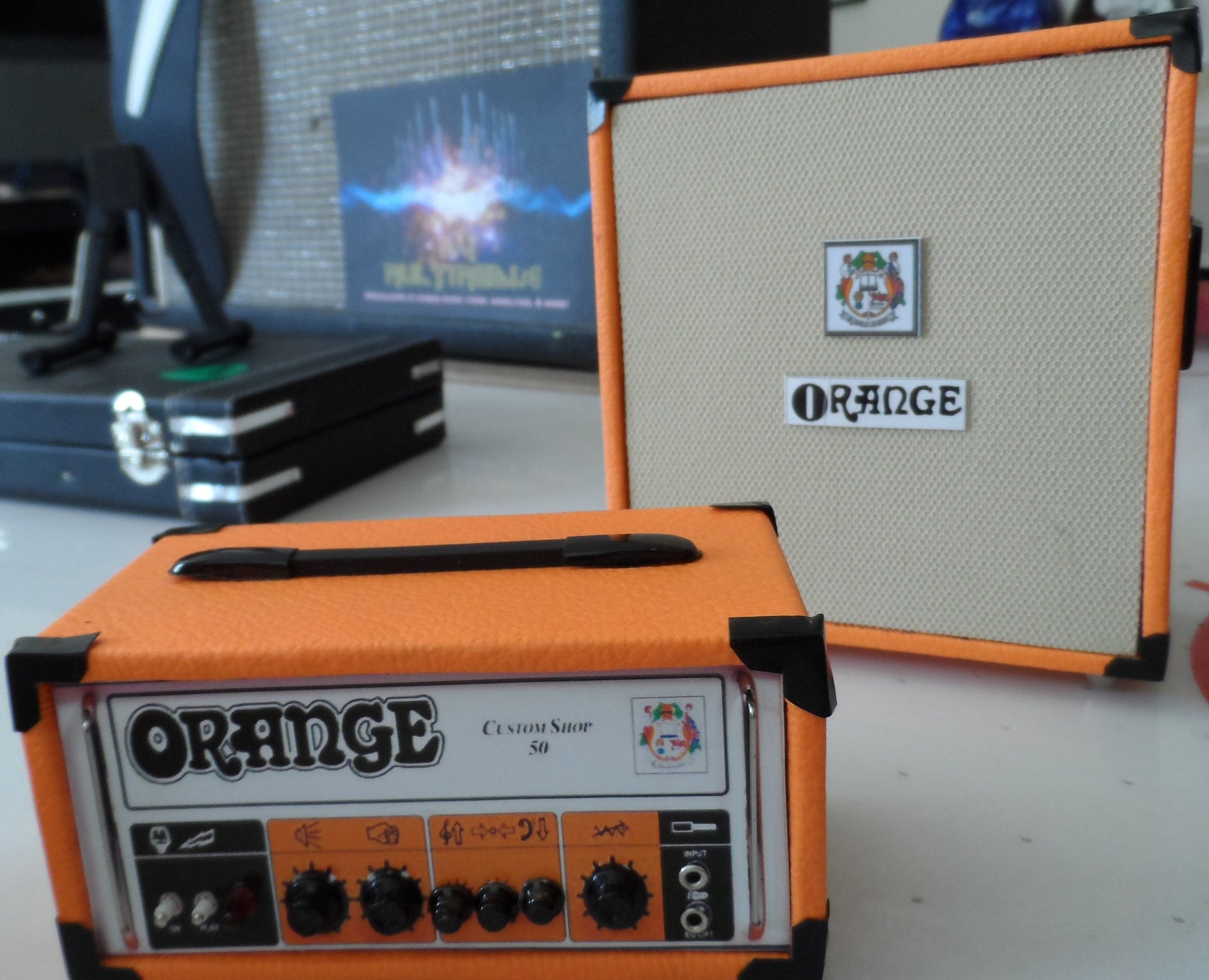 Orange Crush "Amplifier & Head" Mini Guitar Amp - Mainstay Entertainment