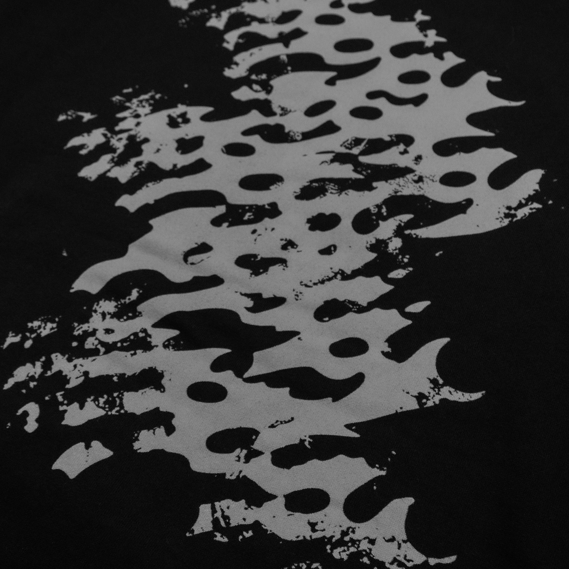 POPPY 'DON'T CRY' SWEATSHIRT - Mainstay Entertainment