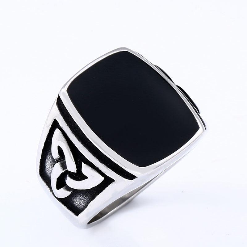 Roderick "Black" Ring