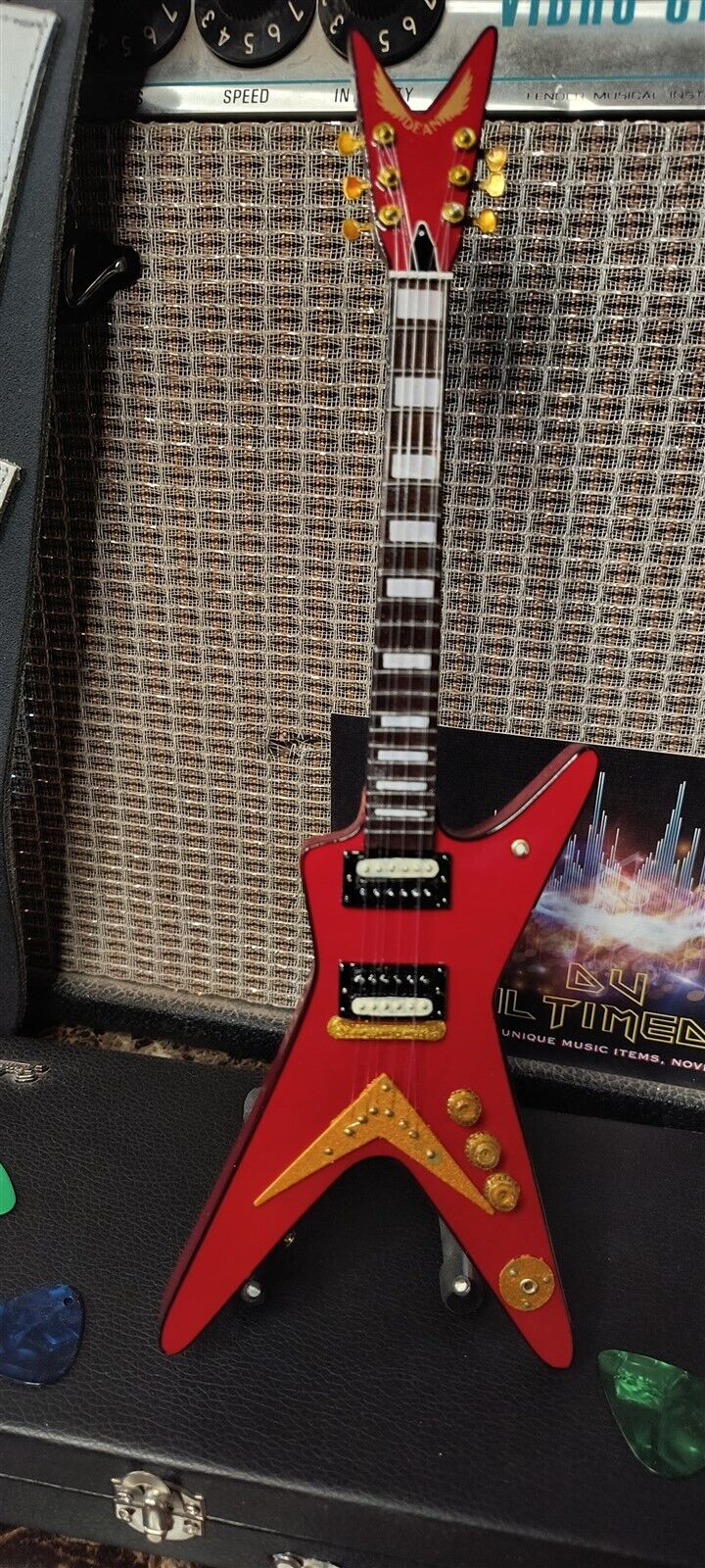 Van Halen "Sammy Hagar - Classic Dean Vintage Red ML" Licensed Mini Guitar - Mainstay Entertainment