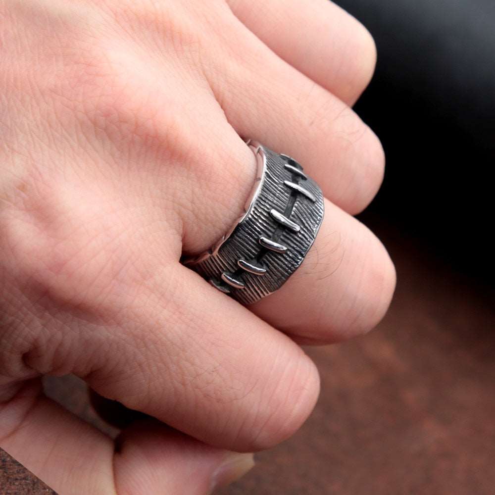 Warrick "Stitches" Ring